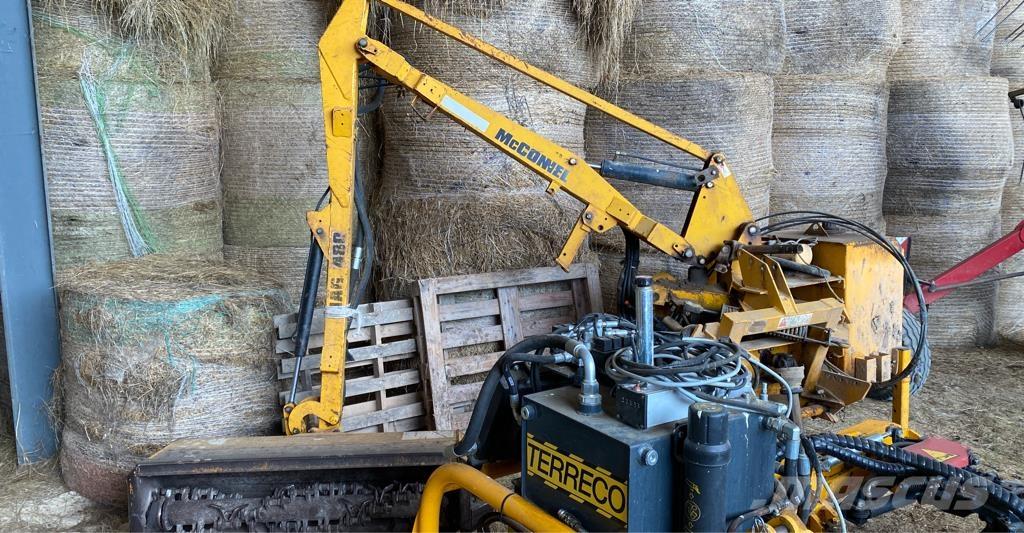 McConnel MAG 480 장착형 잔디깎기