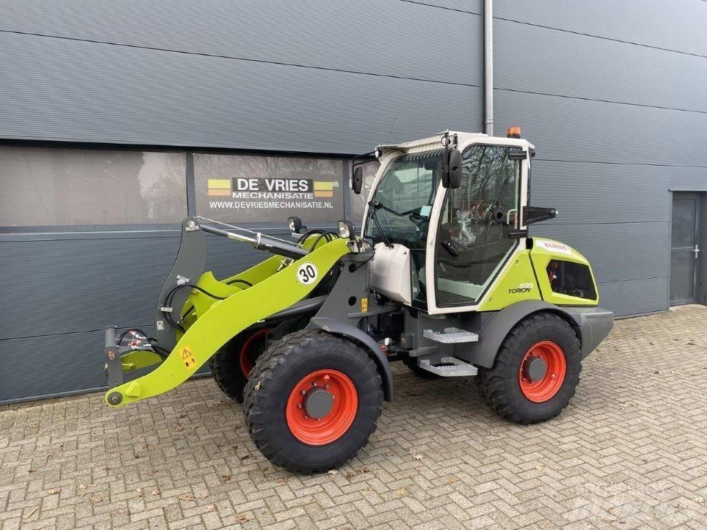 CLAAS Torion 639 다목적 로더