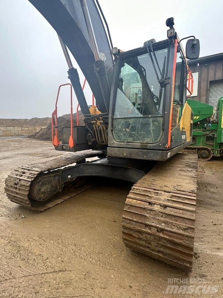 Volvo EC200EL 대형 굴삭기 29톤 이상