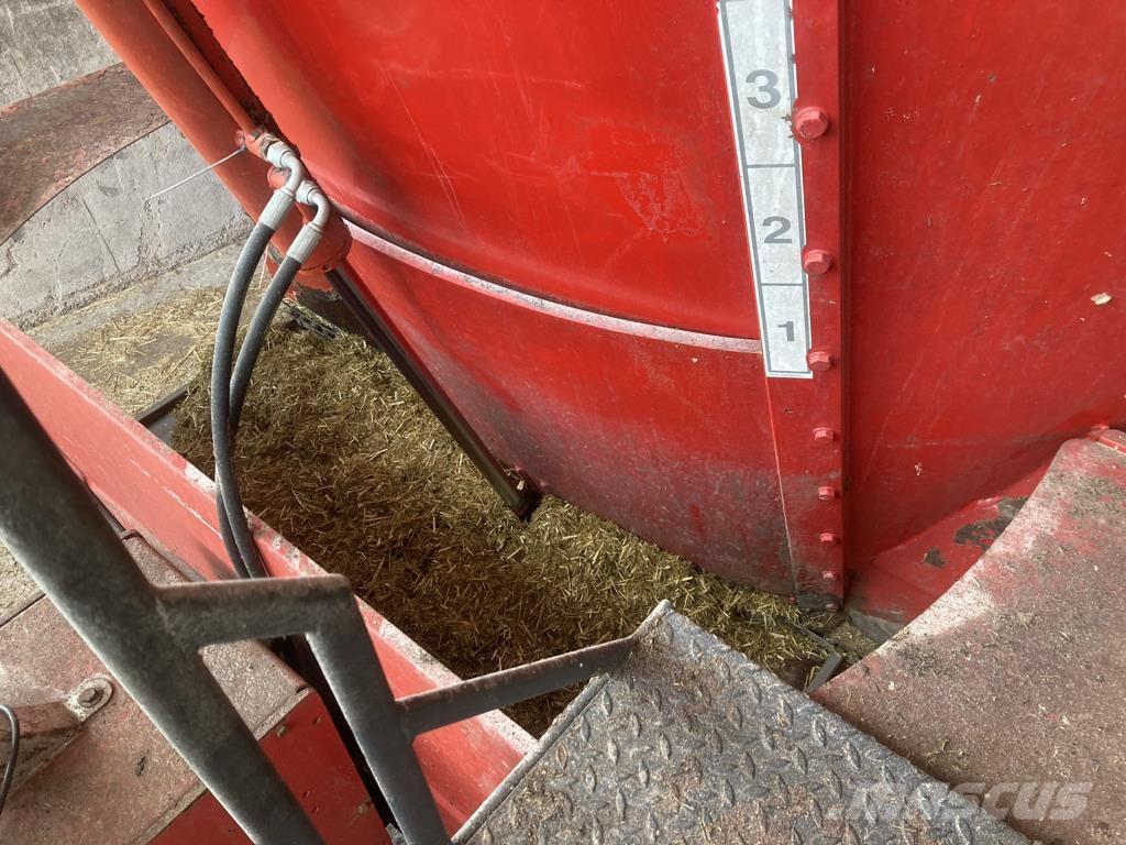 Trioliet AVM 24 피더