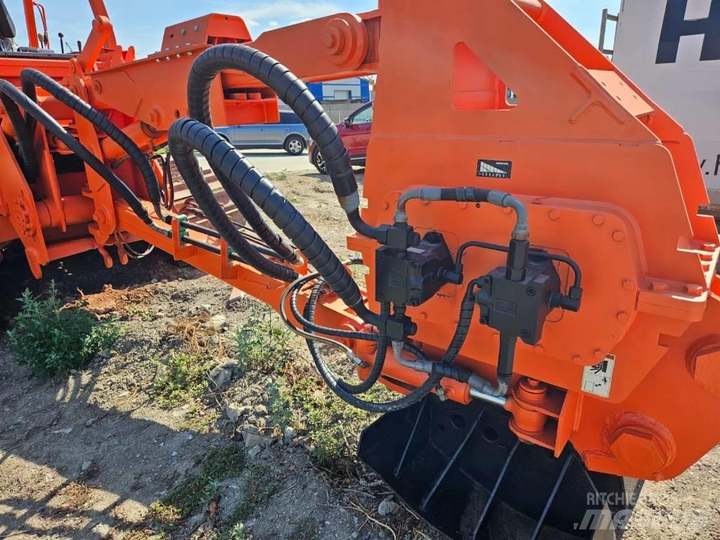 Ditch Witch HT 150 트렌처