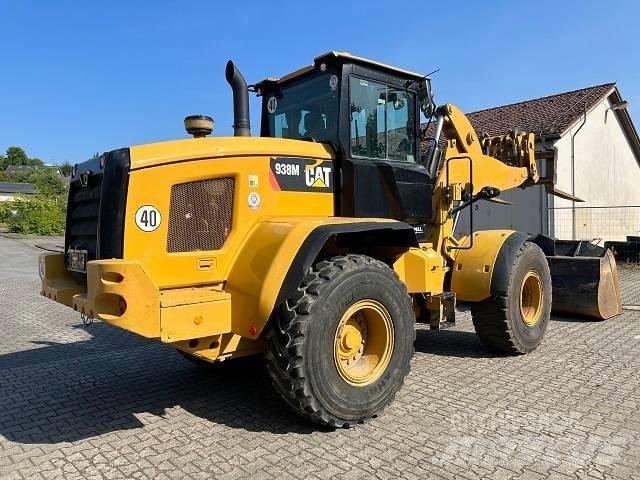 CAT 938 M  휠로우더