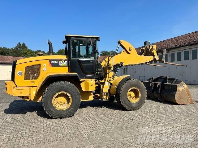 CAT 938 M  휠로우더