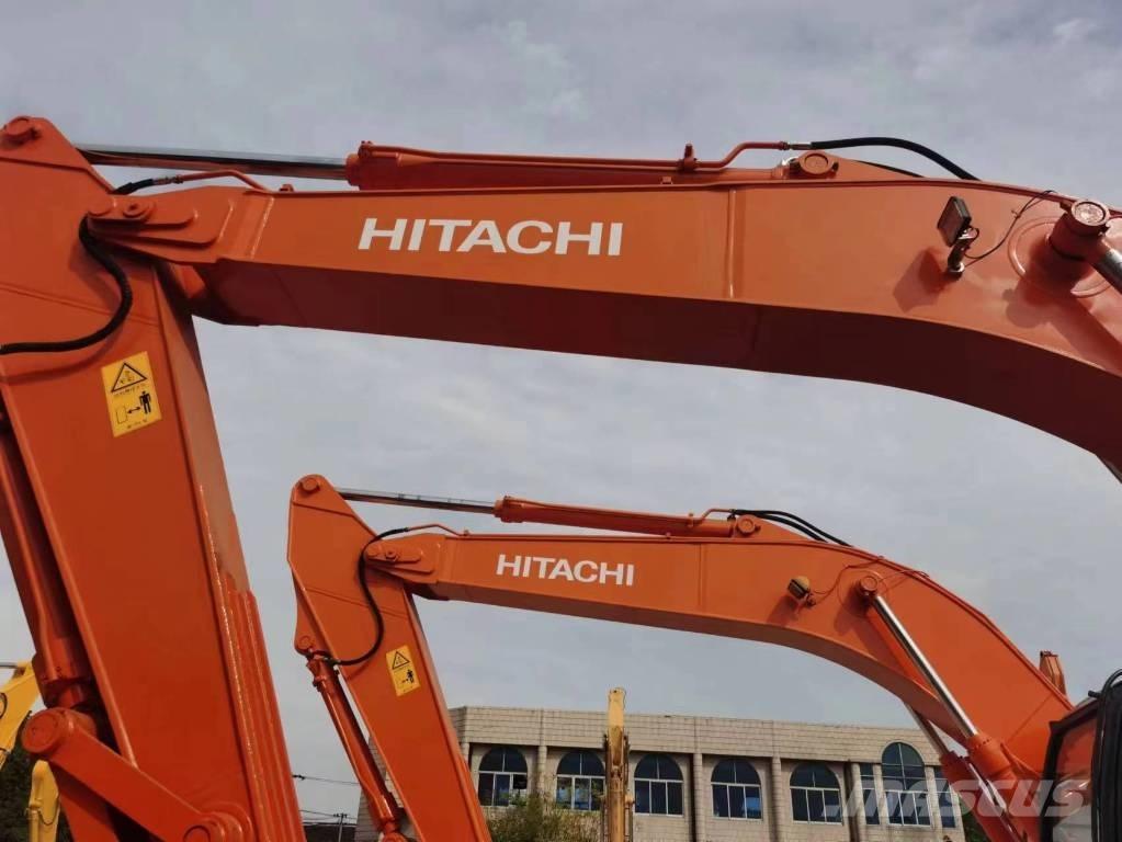 Hitachi ZX 240 대형 굴삭기 29톤 이상