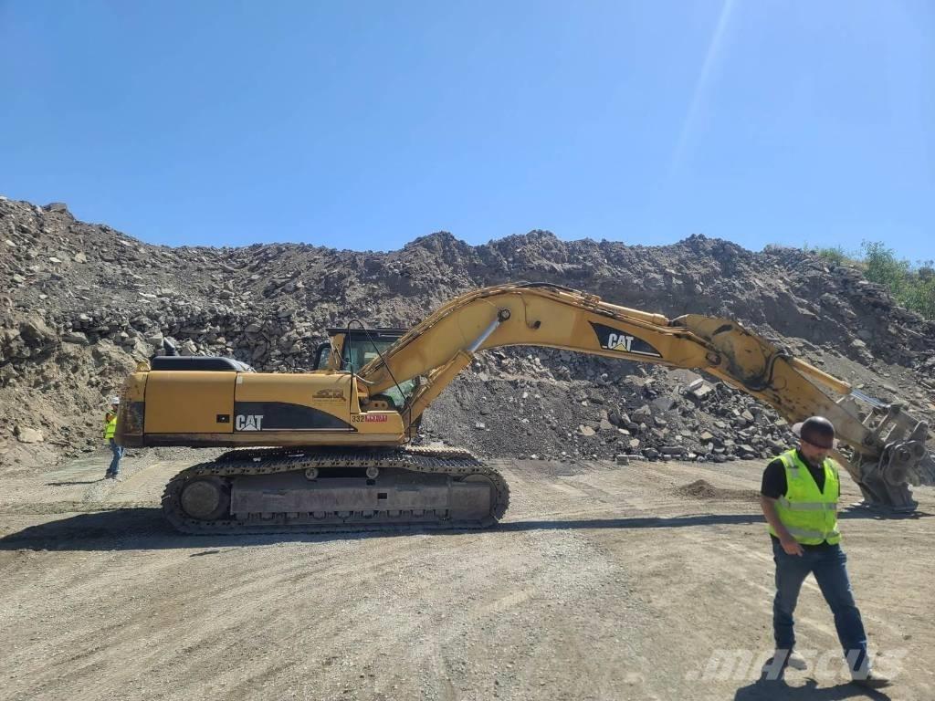CAT 330 CL 대형 굴삭기 29톤 이상
