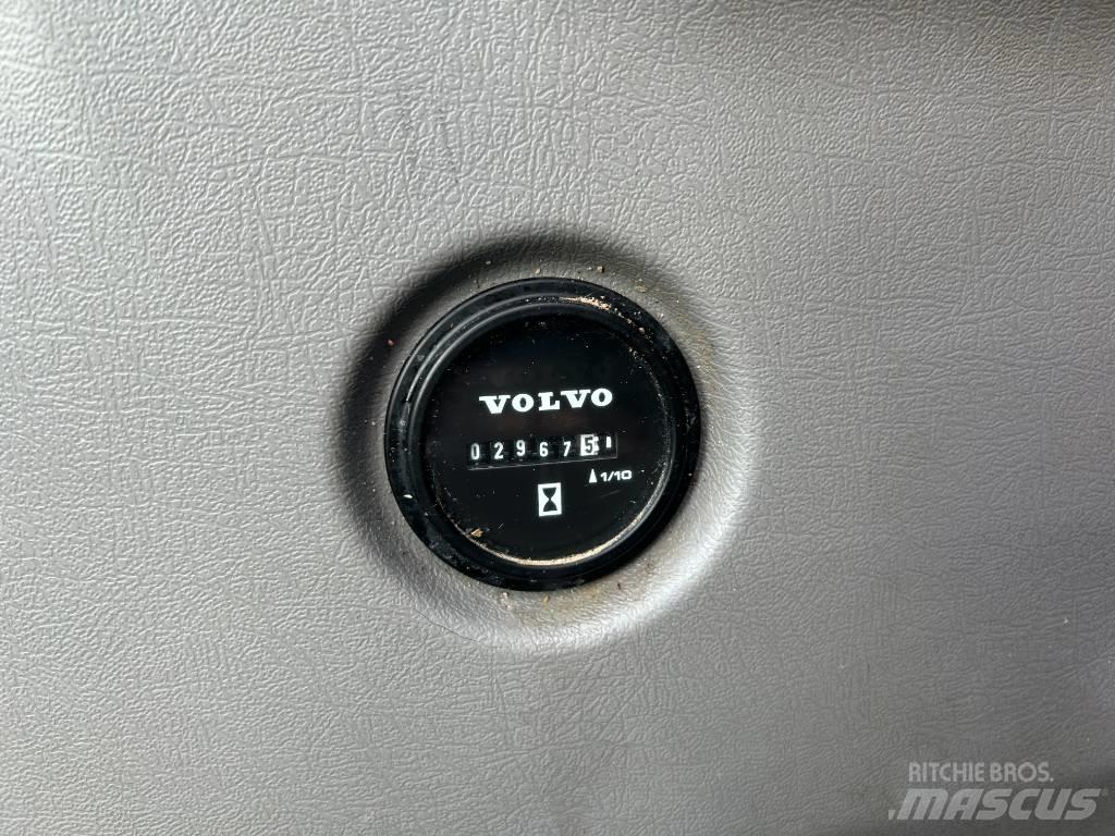 Volvo ECR58D 소형 굴삭기 7톤 미만