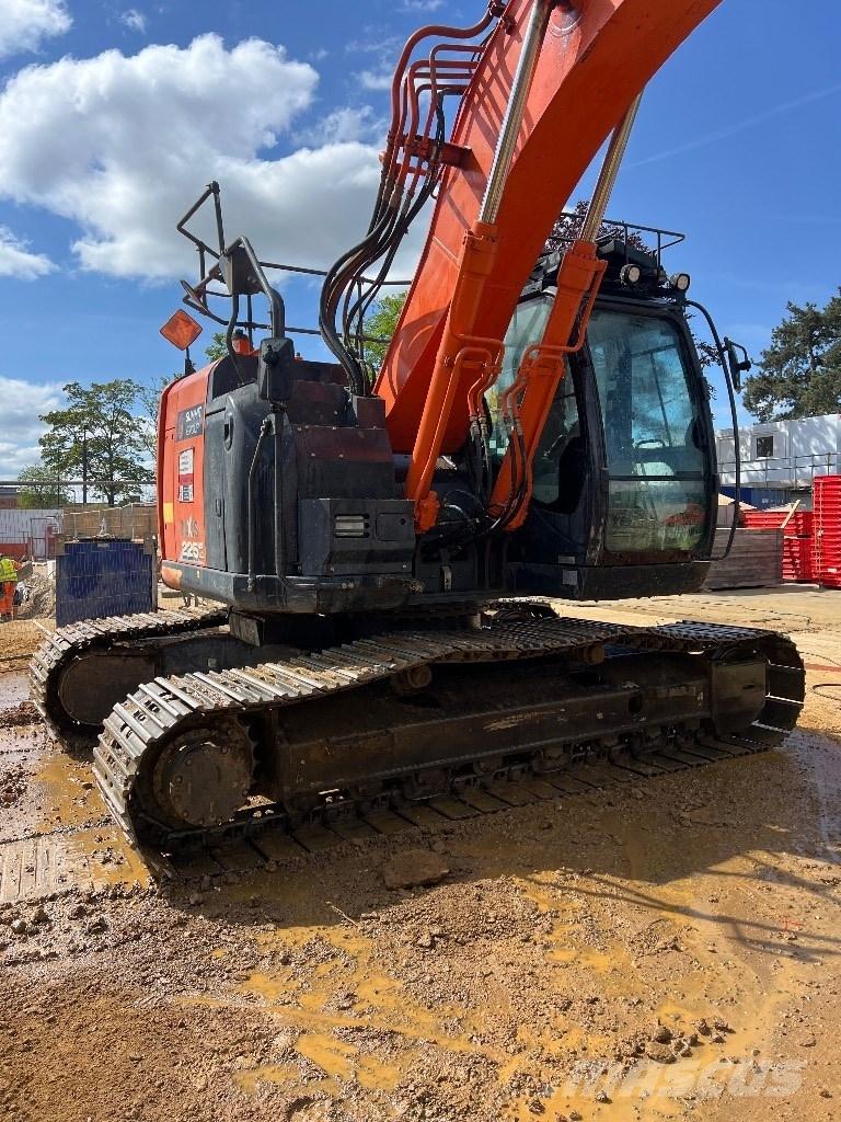 Hitachi ZX 225/6 대형 굴삭기 29톤 이상