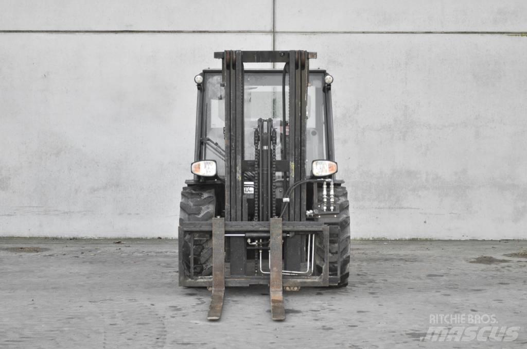 Manitou MC 30-4 디젤 지게차