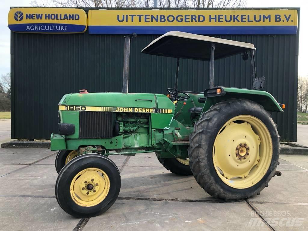 John Deere 1850 트랙터