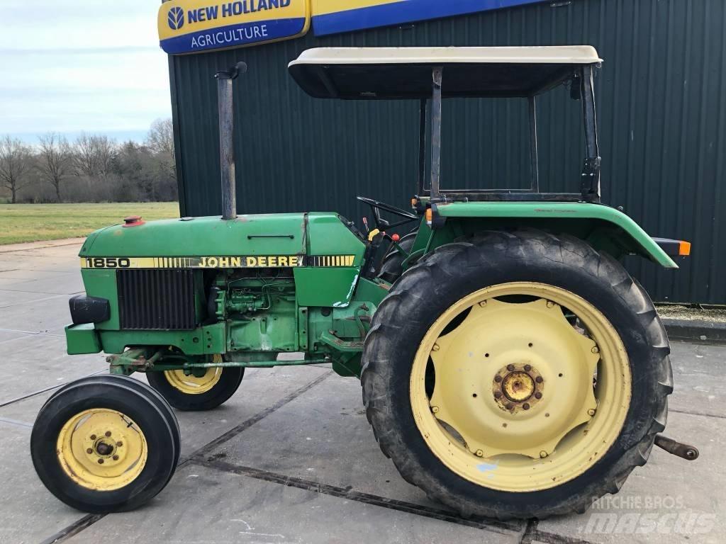 John Deere 1850 트랙터