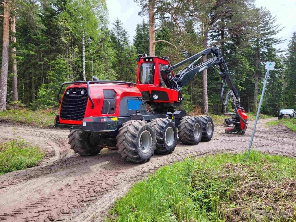 Komatsu 931 XC 원목 하베스터