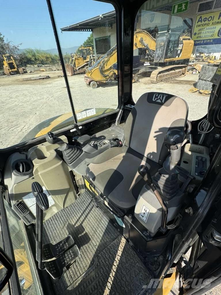 CAT 305 C CR 소형 굴삭기 7톤 미만