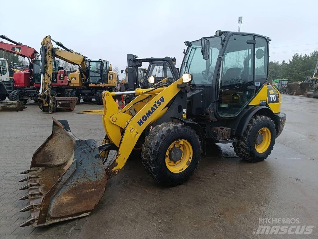 Komatsu WA70-7  휠로우더