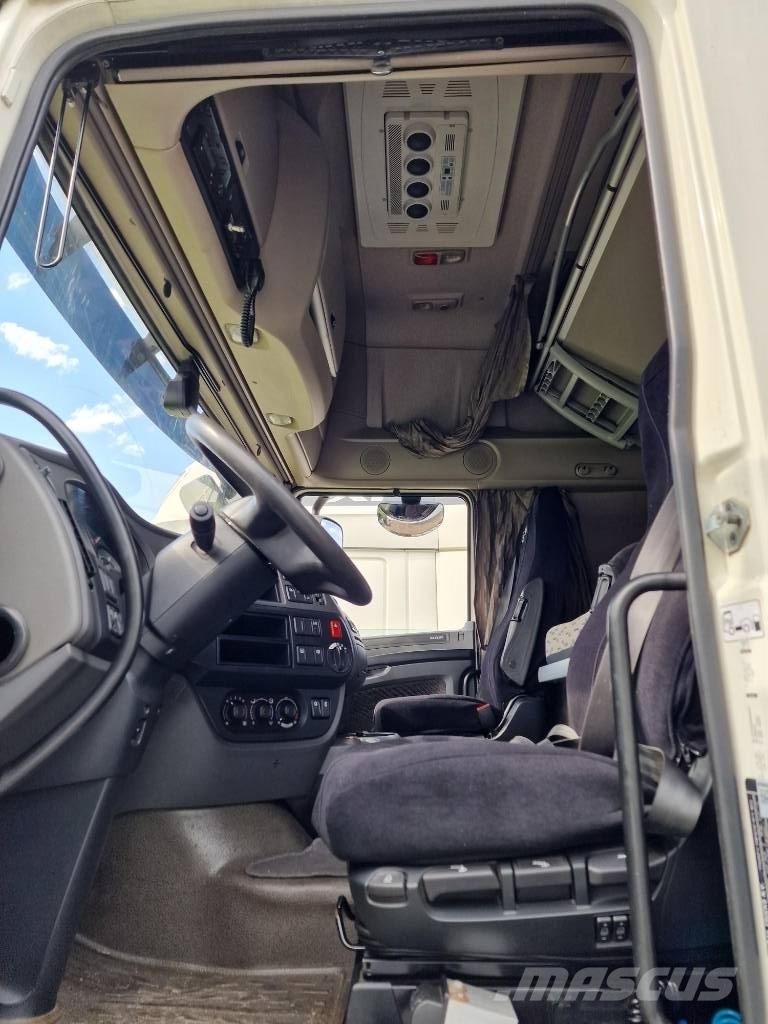 DAF XF 106.460 SSC 트랙터 유닛