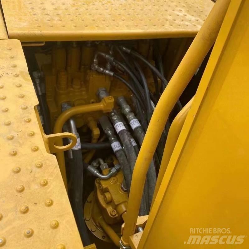 CAT 312 대형 굴삭기 29톤 이상