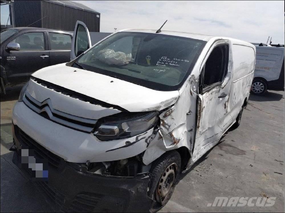 Citroën Jumpy 3 패널 화물차