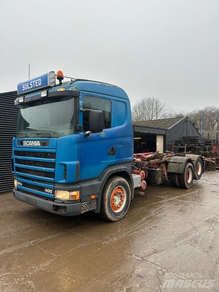 Scania 124 훅 리프트 트럭