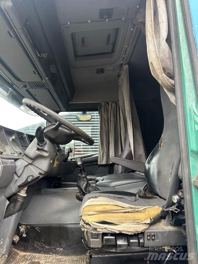 Scania 124 훅 리프트 트럭