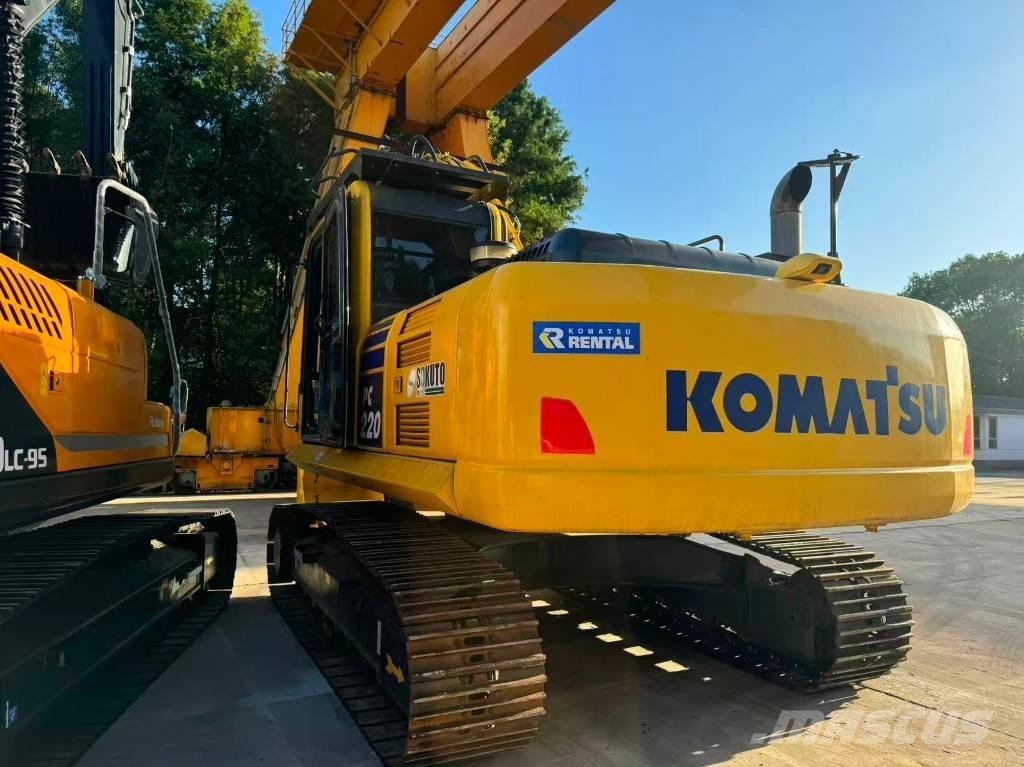 Komatsu PC 220-8 대형 굴삭기 29톤 이상