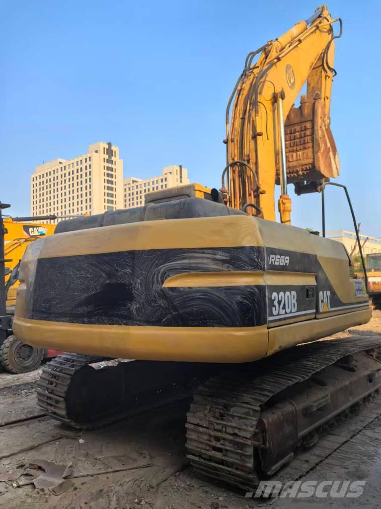 CAT 320 B L 대형 굴삭기 29톤 이상
