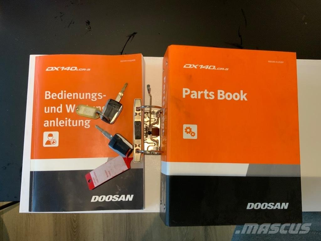 Doosan DX 140 LCR 대형 굴삭기 29톤 이상