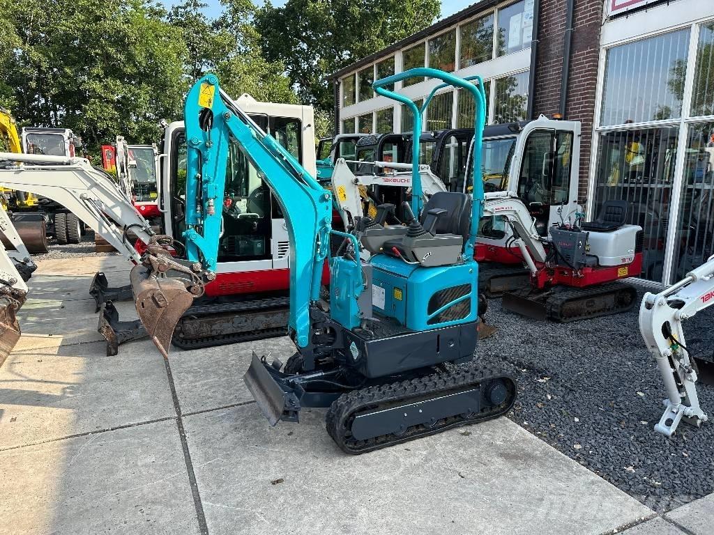 Takeuchi TB 210 소형 굴삭기 7톤 미만