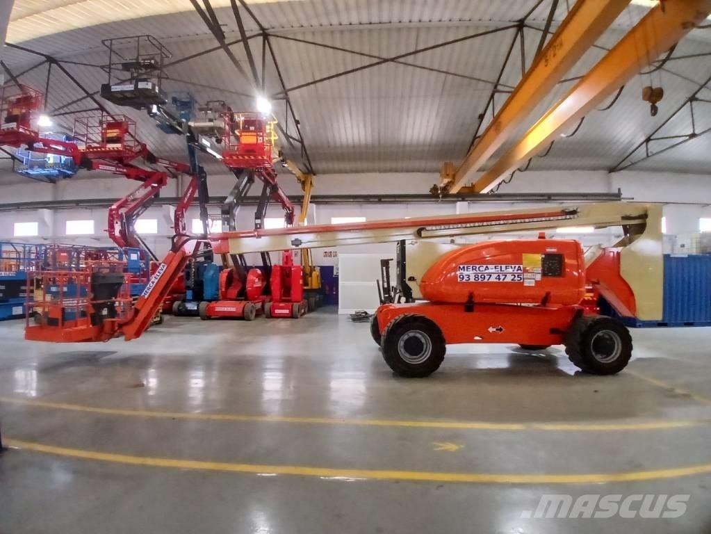 JLG 800 AJ 관절형 전동이동 리프트