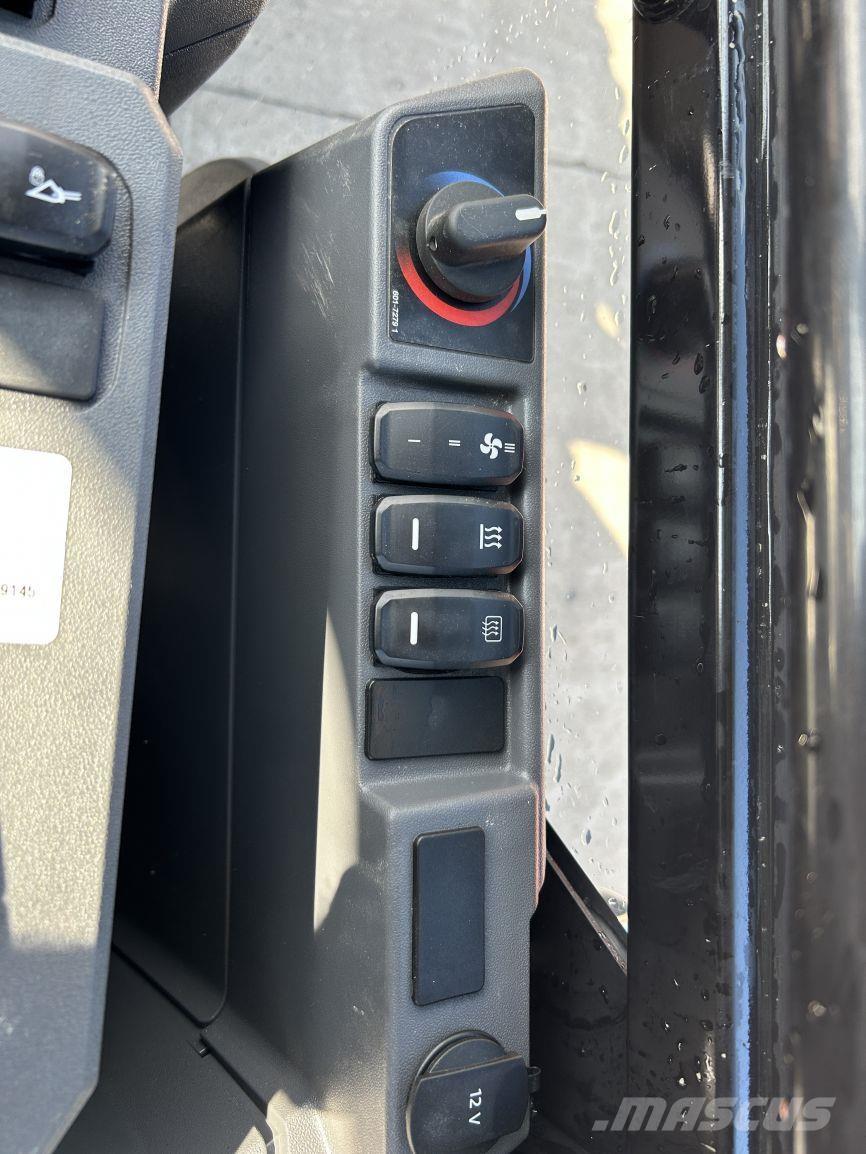 CAT 906 (9145) 다목적 로더