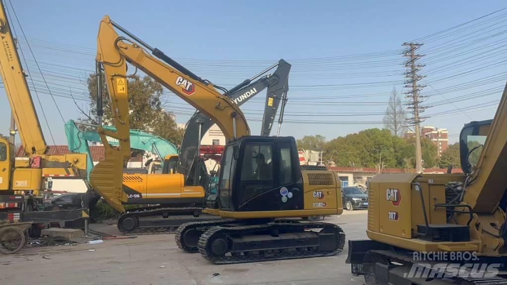CAT 313 D 대형 굴삭기 29톤 이상