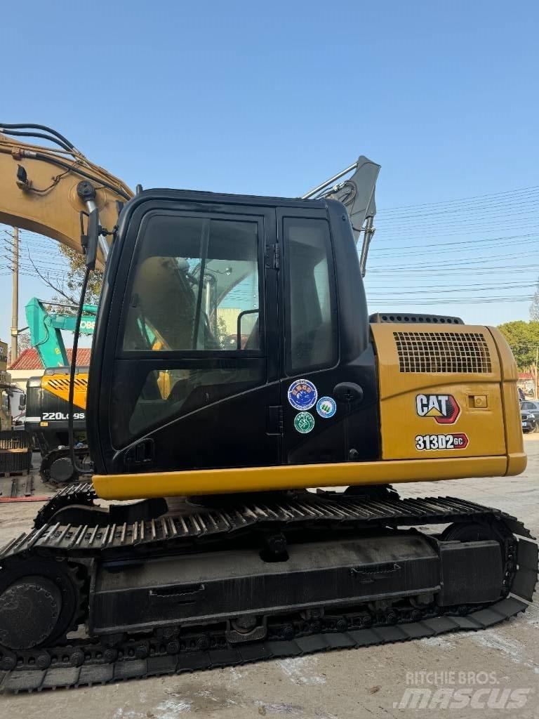 CAT 313 D 대형 굴삭기 29톤 이상