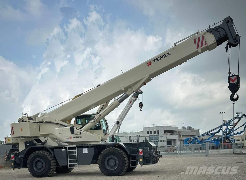 Terex Quadstar 1075 R/T 크레인