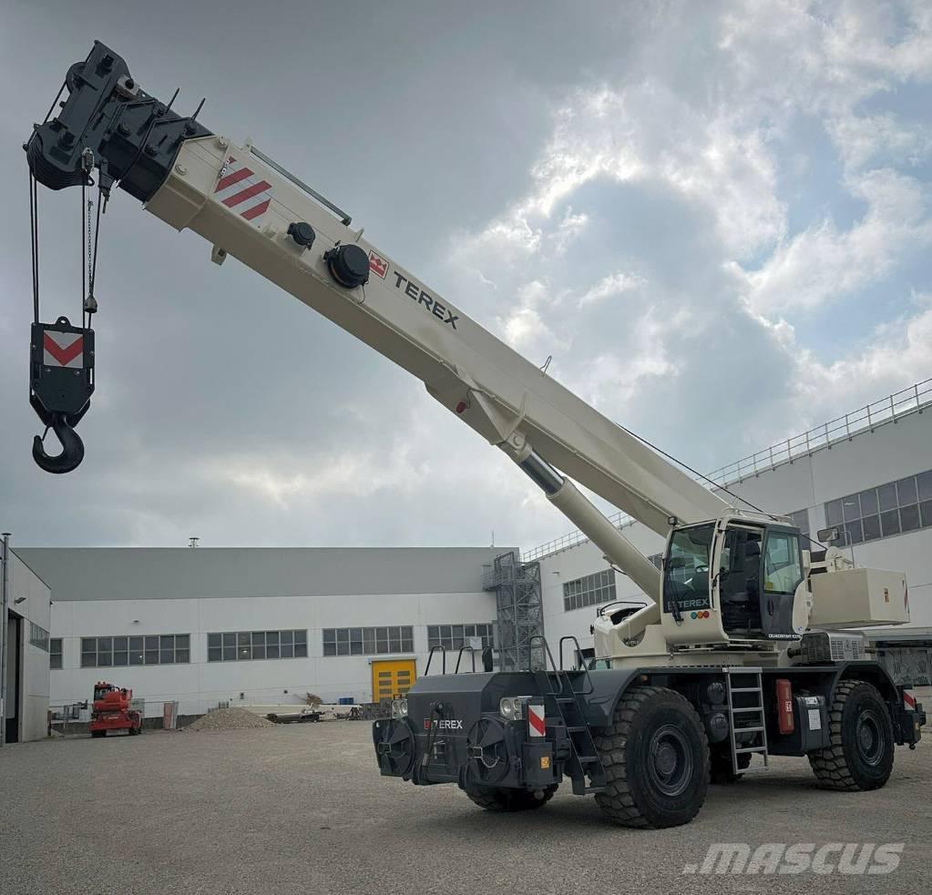 Terex Quadstar 1075 R/T 크레인