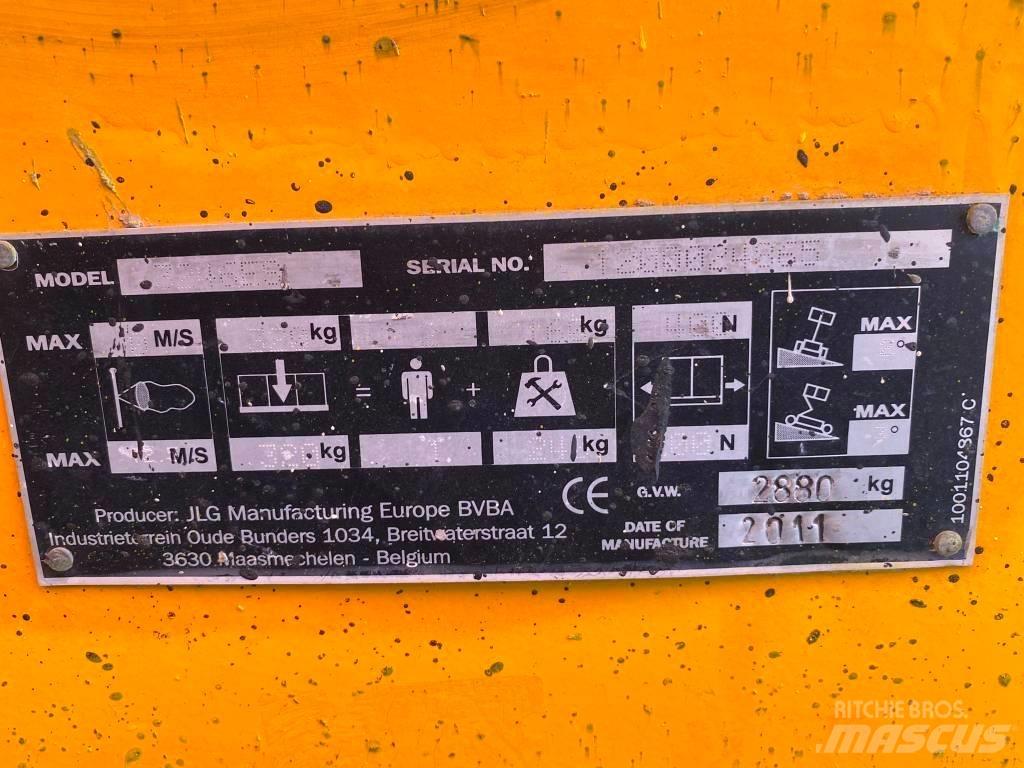 JLG 3246 ES 가위형 리프트
