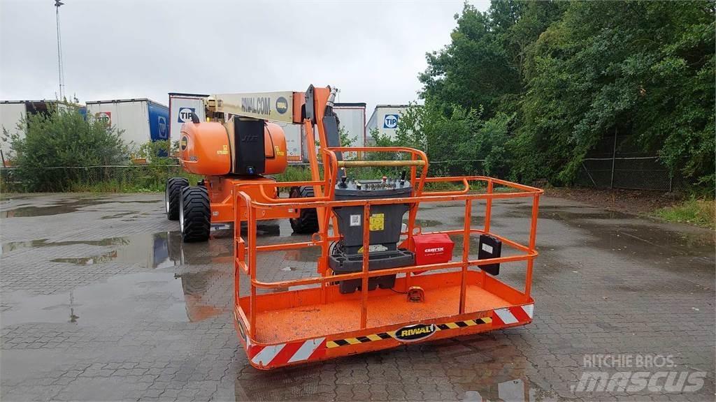 JLG 800AJ 관절형 전동이동 리프트
