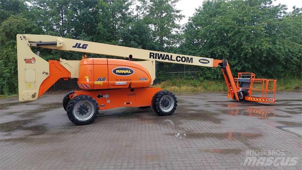 JLG 800AJ 관절형 전동이동 리프트