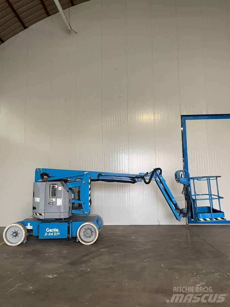 Genie Z 34/22 N 관절형 전동이동 리프트