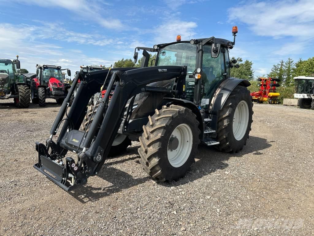 Valtra G 135 A 트랙터