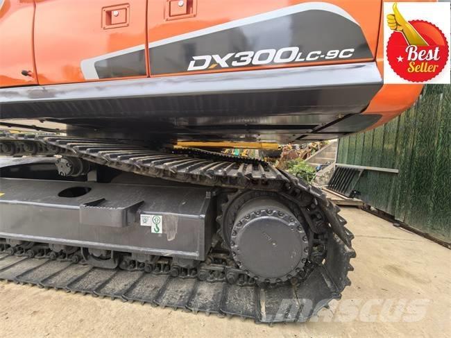 Doosan DX 300 LC 대형 굴삭기 29톤 이상