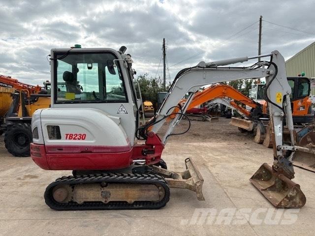 Takeuchi TB 230 소형 굴삭기 7톤 미만