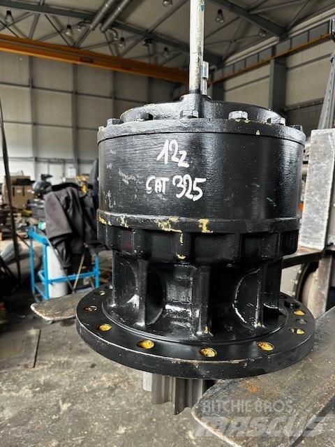 CAT 325 B 트랜스미션