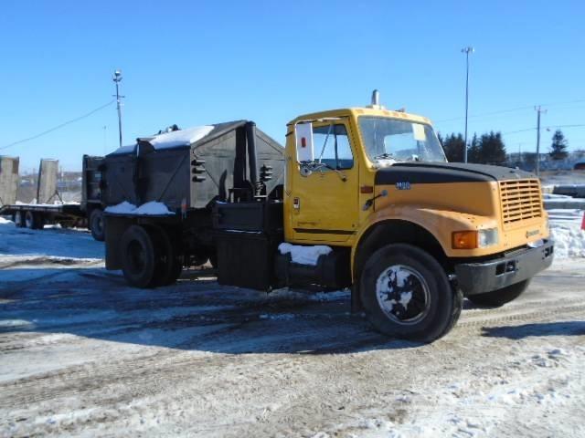 International 4900 콘크리트 믹서트럭