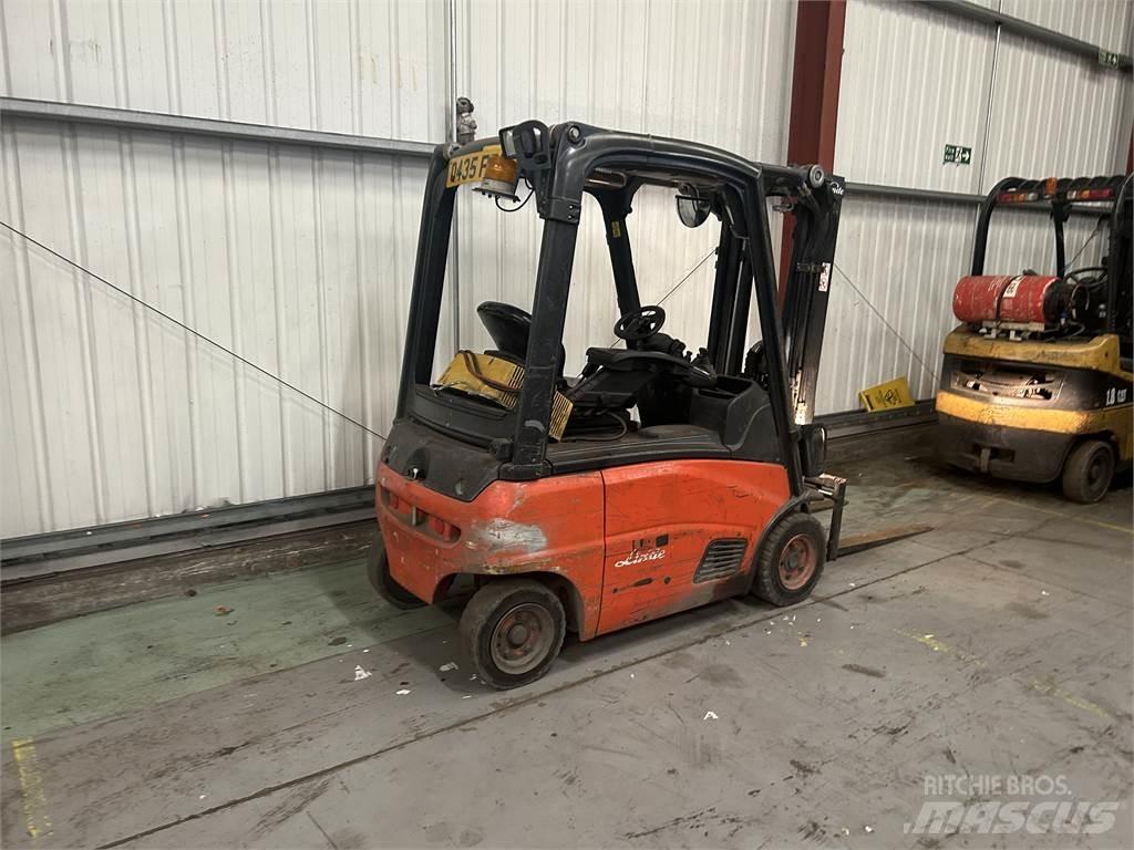 Linde E16P-01 전동 지게차