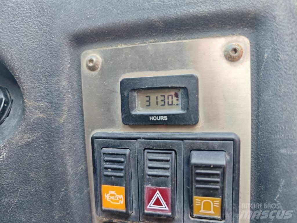 Ausa D 600 APG 건설현장 덤프트럭