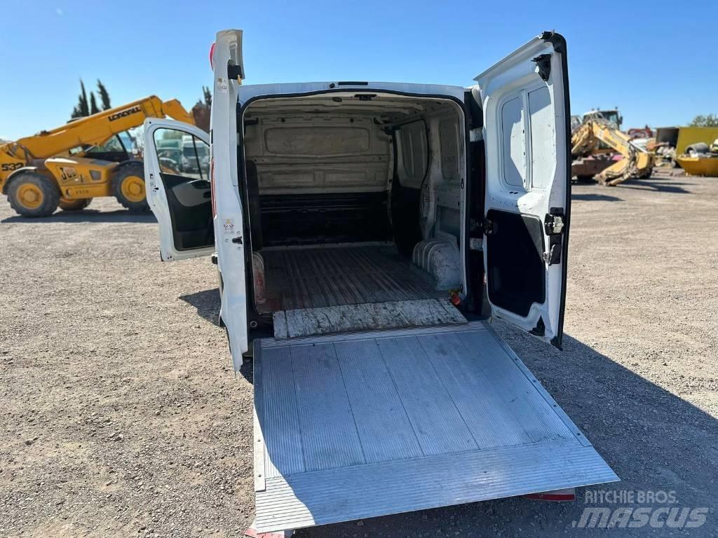 Renault Trafic 패널 화물차