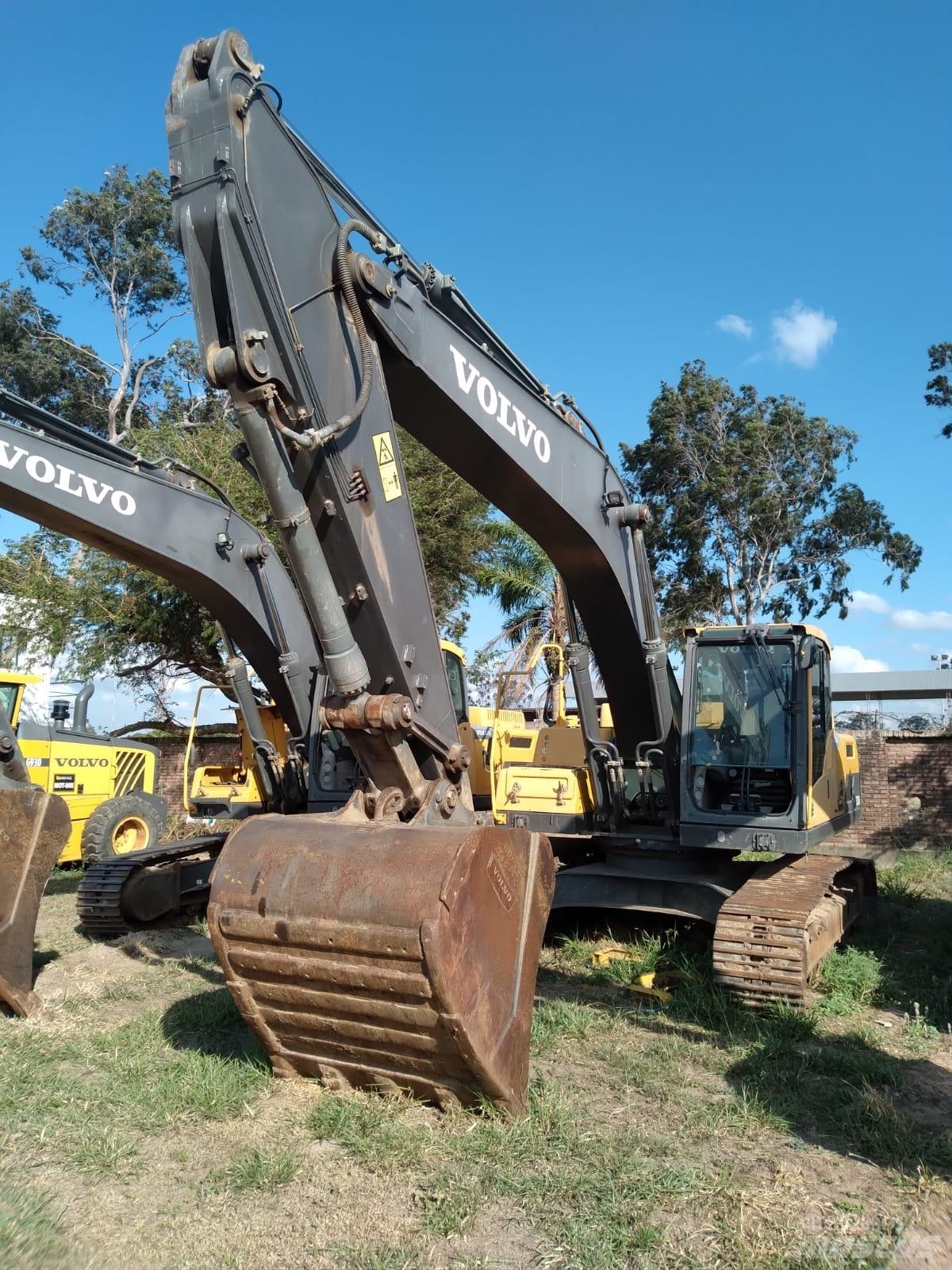 Volvo EC 250 D L 대형 굴삭기 29톤 이상