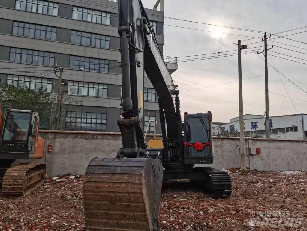 Volvo EC 210 대형 굴삭기 29톤 이상