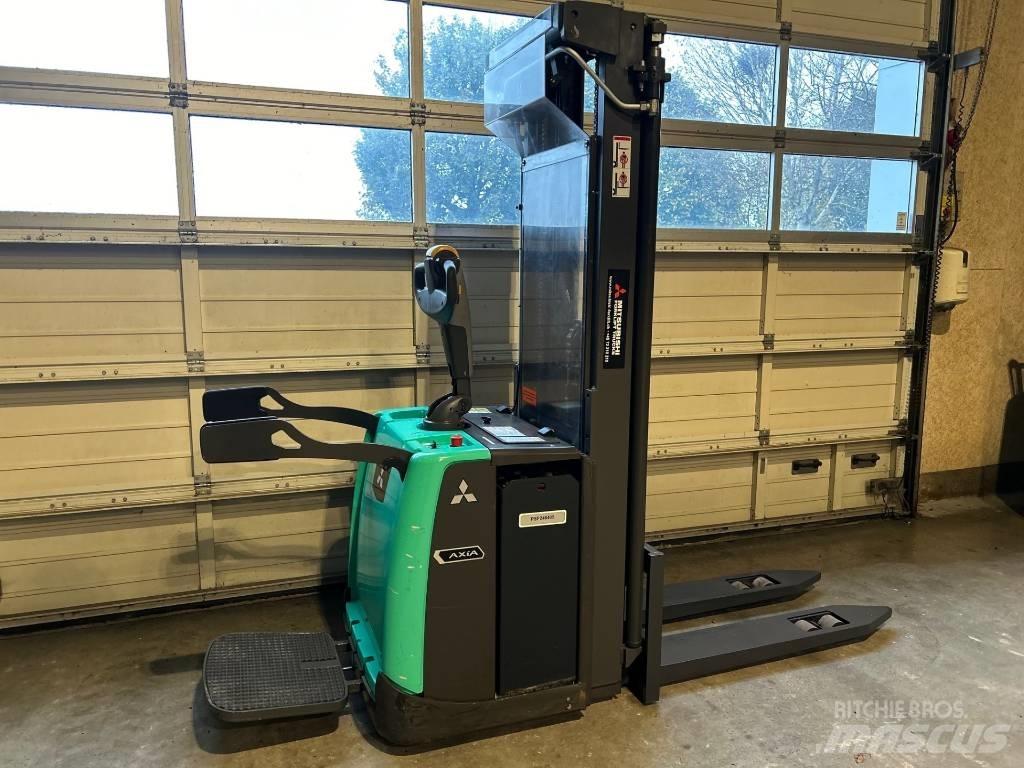 Mitsubishi SBV 16 P 보행식 리치 지게차