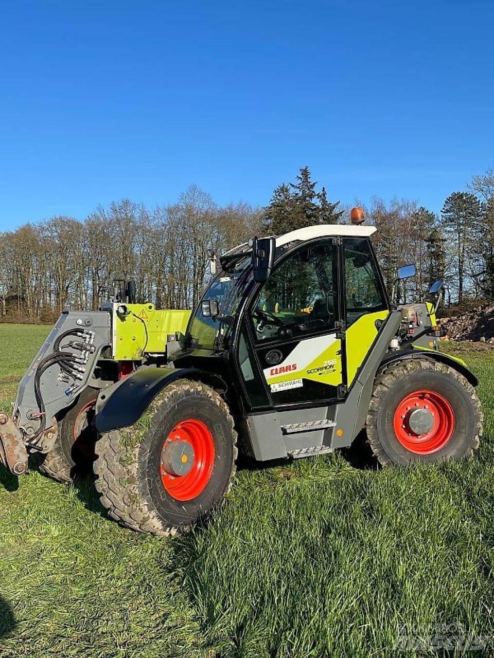 CLAAS SCORPION 756 견인식 전동이동 리프트