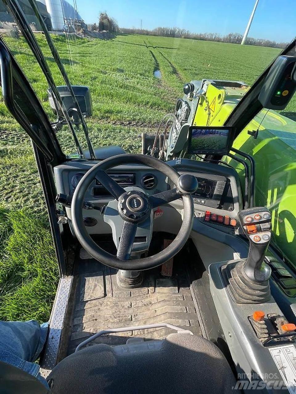 CLAAS SCORPION 756 견인식 전동이동 리프트