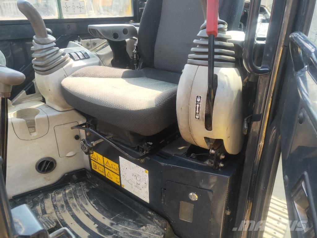 Hitachi ZX55USR-5A 소형 굴삭기 7톤 미만